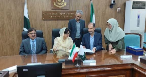 UHE Signs MOU with Hakim Sabzevari University, Iran